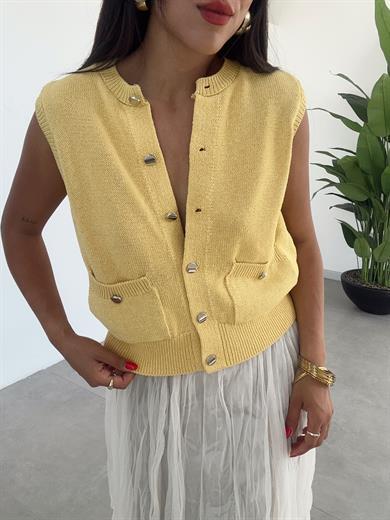 Sarı Düğmeli Cepli Hırka