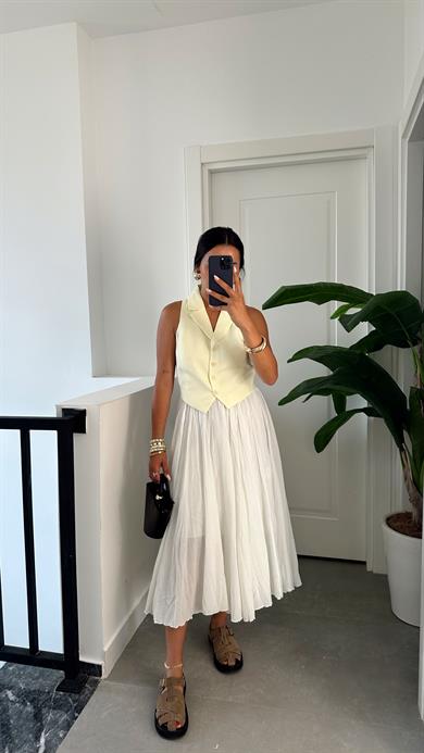 Sarı Düğmeli Dokuma Yelek