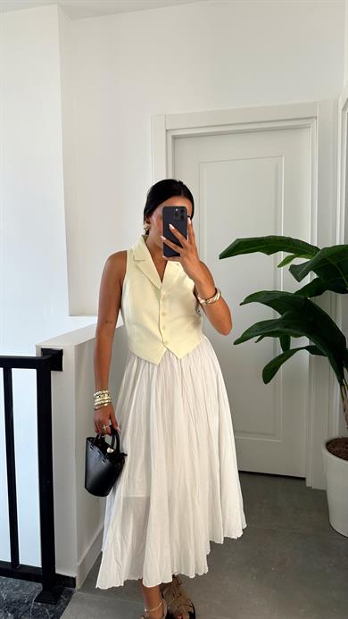 Sarı Düğmeli Dokuma Yelek