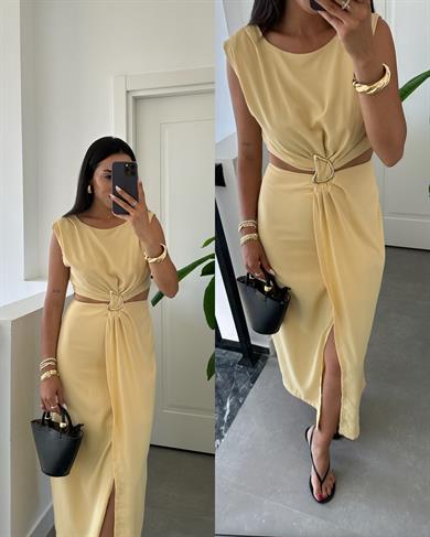 Sarı Tokalı Elbise