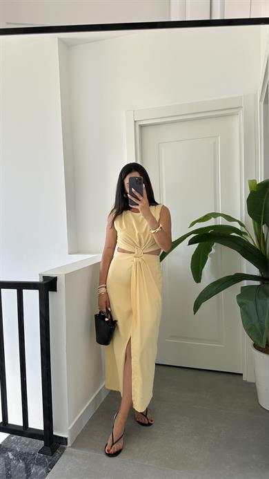 Sarı Tokalı Elbise