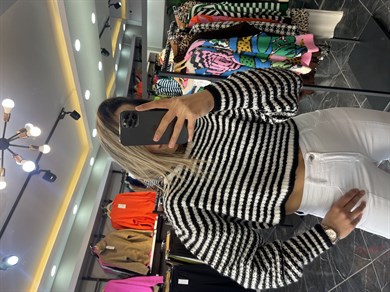 Selanik Örgü Siyah Çizgili Triko Kazak