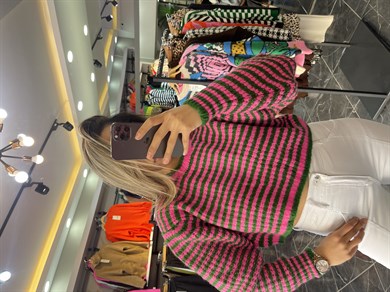 Selanik Örgü Yeşil-Pembe Çizgili Triko Kazak