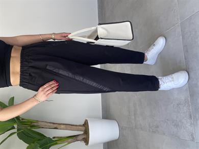 Şerit Detaylı Pantolon Kalıbında Siyah Eşofman