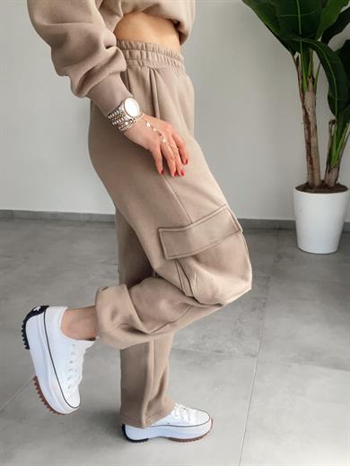 Sırt Detaylı Camel  Takım