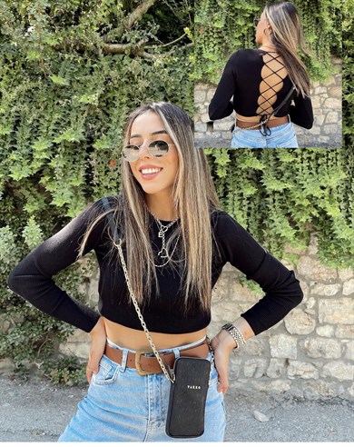 Sırtı Bağcıklı Siyah Triko Kazak