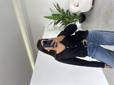 Siyah 4 Düğmeli Hırka