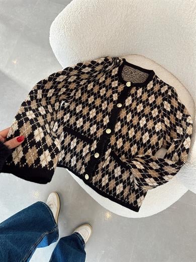 Siyah Baklava Desen Gold Düğme Hırka