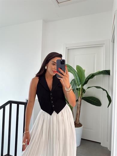 Siyah Belden Bağlamalı Gömlek