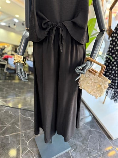 Levure Siyah Beli Lastikli Su Taşı Detaylı Pantolon