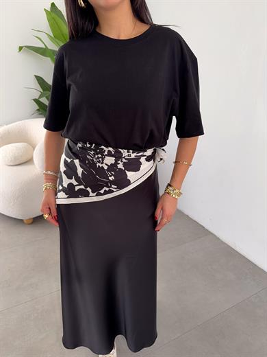 Siyah Bisiklet Yaka Oversize Tshirt