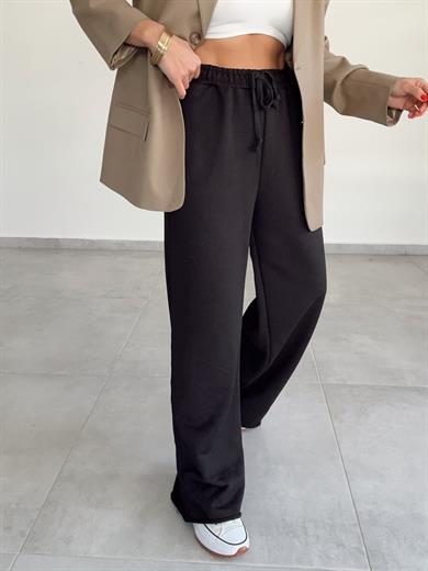 Siyah Bol Paça Eşofman