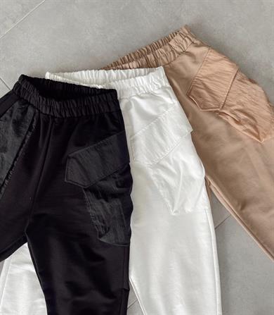 Siyah Cepli Tasarım Eşofman