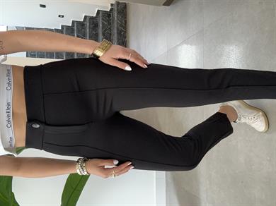 Siyah Çimalı Dar Paça Pantolon