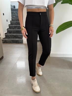 Siyah Çimalı Dar Paça Pantolon