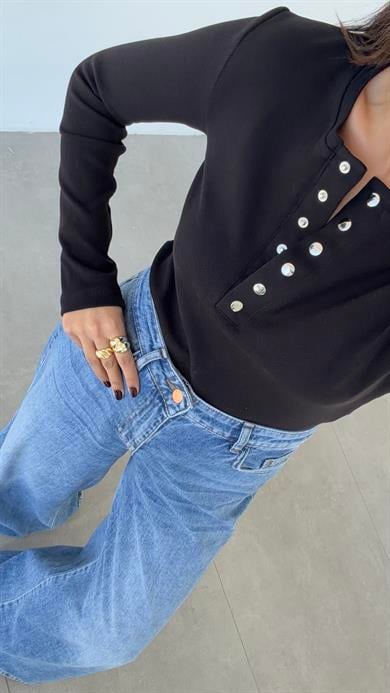 Siyah Çıtçıt Detay Bluz
