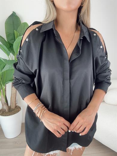 Siyah Çıtçıtlı Gömlek