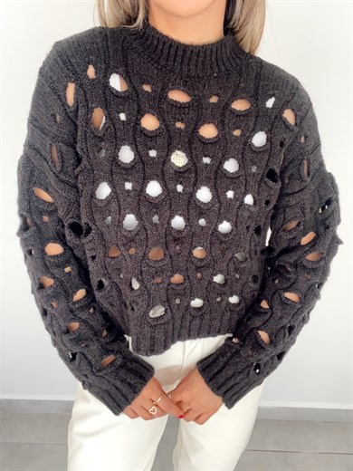 Siyah Delikli Bisiklet Yaka Triko Kazak