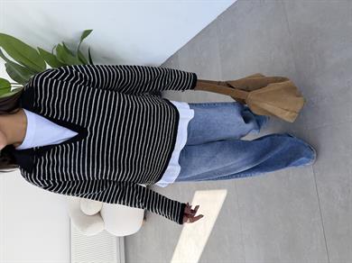 Siyah-Ekru Çizgili Polo Yaka Triko Kazak