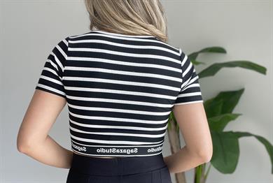 Siyah-Ekru Çizgili Yazılı Crop