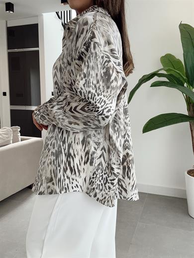 Siyah-Ekru Leopar Desen Gömlek