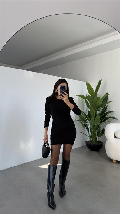 Siyah Eteği Drapeli Elbise