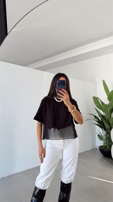 Siyah Eteği Tül Garnili Tshirt