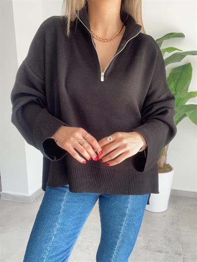 Siyah Fermuarlı Salaş Triko