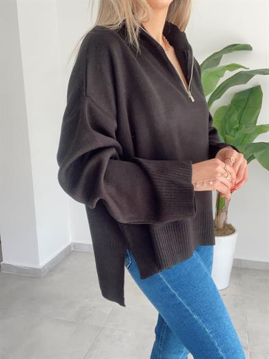 Siyah Fermuarlı Salaş Triko