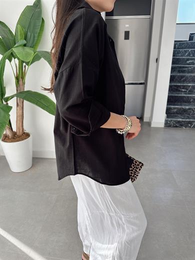 Siyah Flamlı Keten Tek Cep Oversize Gömlek