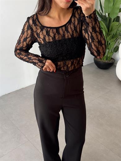 Siyah Geniş Yaka Dantel Bluz