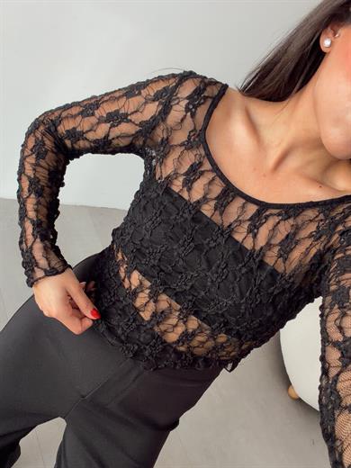 Siyah Geniş Yaka Dantel Bluz