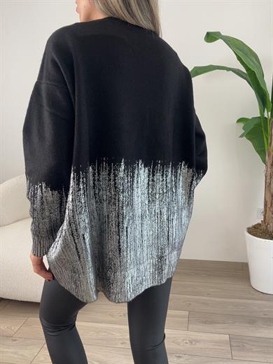 Siyah-Gümüş Varak Baskılı Kazak