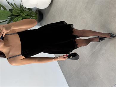 Siyah Kadife Dantel Detaylı Elbise