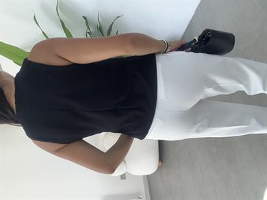 Siyah Kare Yaka Astarlı Yelek