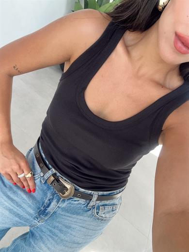 Siyah Kaşkorse Geniş Yaka Atlet