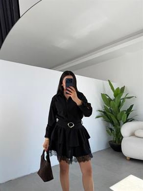 Siyah Kemerli Dantelli Elbise