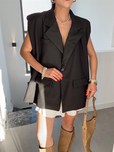 Siyah Kemerli Sıfır Kol Yelek