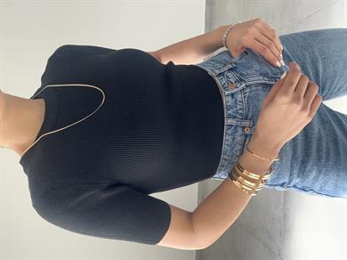 Siyah Kısa Kol Triko Badi