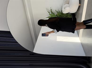 Siyah Kolu Katlamalı Blazer