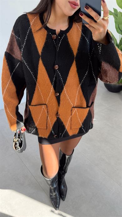 Siyah-Koyu Tarçın Baklava Desen Hırka