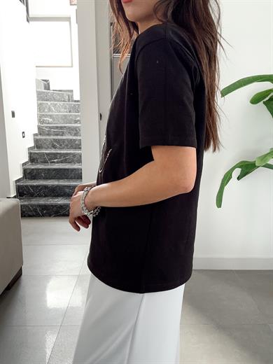 Siyah Leopar Desenli Basic Tişört