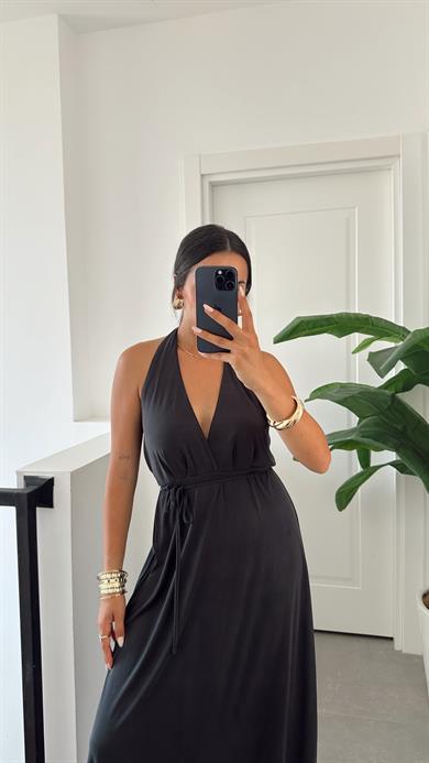 Siyah Modal Boyundan Geçmeli Elbise