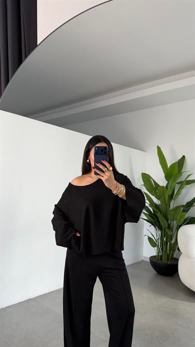 Siyah Modal Geniş Yaka Bluz Pantolon Takım