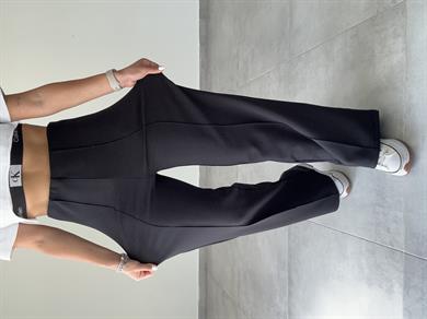 Siyah Modal Kemersiz Çimalı Pantolon