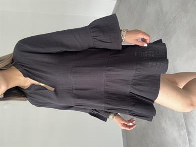 Siyah Müslin Hakim Yaka Kısa Elbise