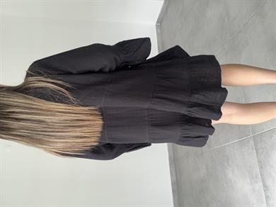 Siyah Müslin Hakim Yaka Kısa Elbise