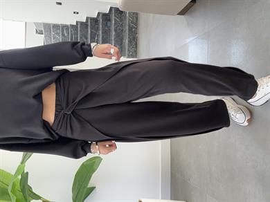 Siyah Ön Düğüm Detaylı Modal Pantolon