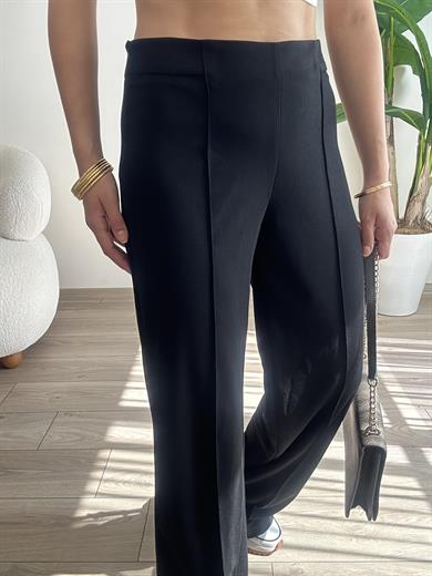 Siyah Önden Dikiş Detaylı Kumaş Palazzo Pantolon