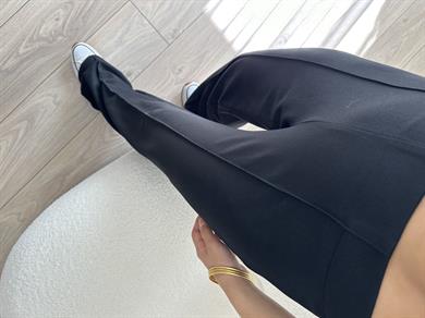 Siyah Önden Dikiş Detaylı Kumaş Palazzo Pantolon